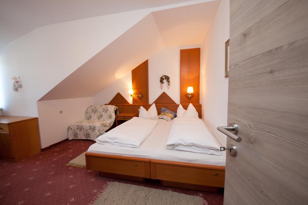 Haus Hoffmann Apartment Sonnenalpe Nassfeld Exterior photo